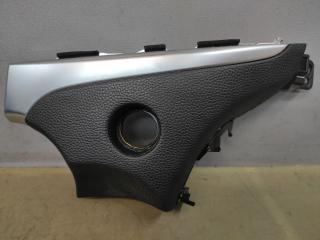 накладка на торпедо (консоль) Suzuki Kizashi 1 поколение 2012, 2.4 л., J24B, бензин, АКПП, красный, седан, полный привод, 7383157L1