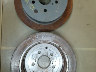 диски тормозные задние Toyota Sienna 3 поколение 2011, 3.5 л., 2GR-FE, бензин, АКПП, серый, передний привод