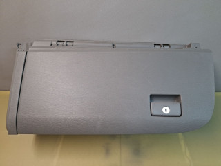 бардачок Toyota Sienna 3 поколение 2011, 3.5 л., 2GR-FE, бензин, АКПП, серый, передний привод