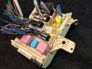 блок предохранителей Toyota Sienna 2 поколение XL20 [рестайлинг] 2008, 3.5 л., 2GR-FE, бензин, АКПП, минивэн, передний привод