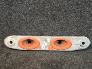 кронштейн глушителя Volkswagen Jetta 7 поколение (2018 - 2026), 1.4 л., бензин, АКПП, белый, седан, передний привод