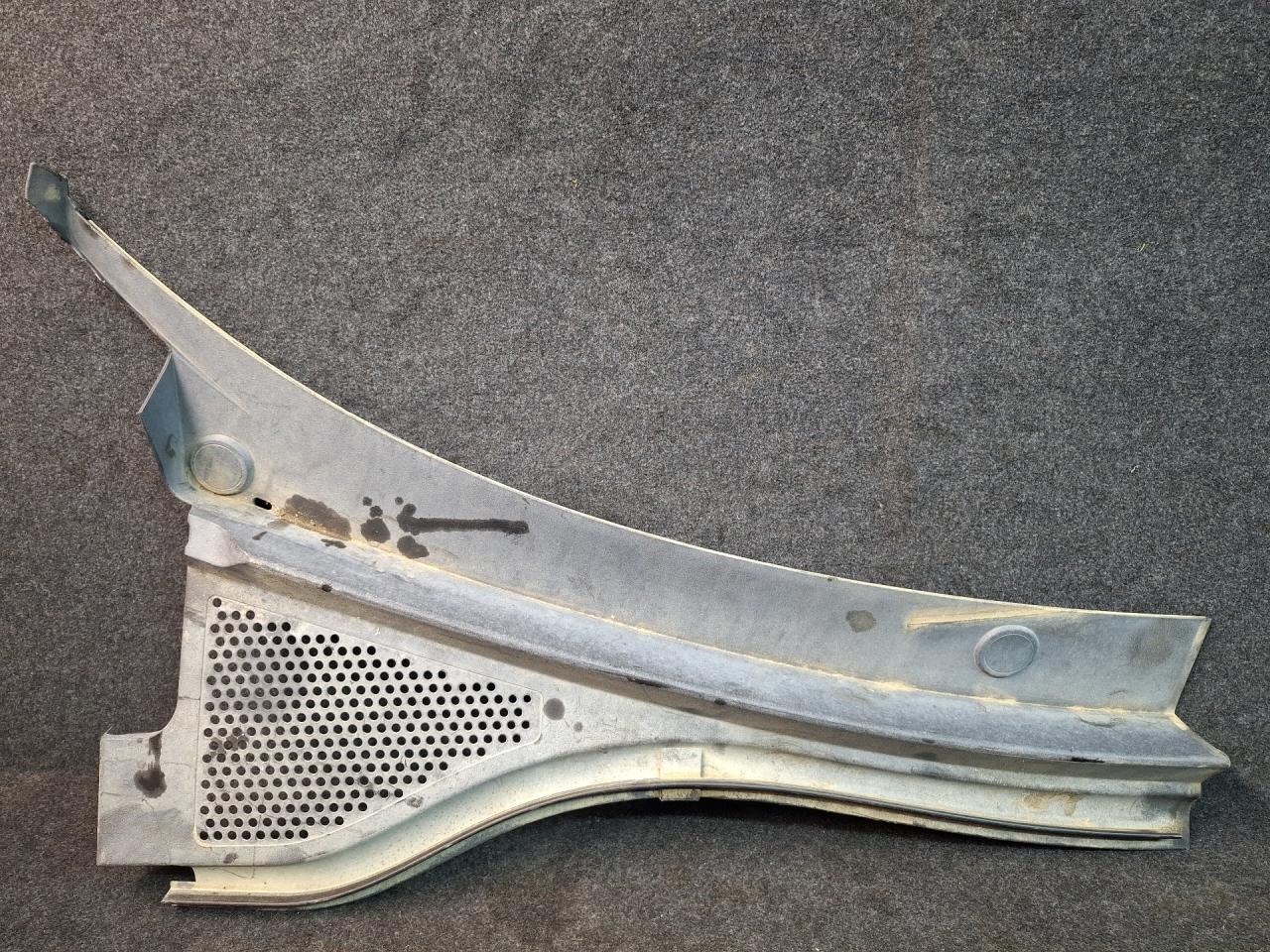 дождевик Volkswagen Tiguan 2 поколение 2020, 2.0 л., бензин, АКПП, серый, полный привод, 5NN.819.404, 5NM.819.404 - фото №1