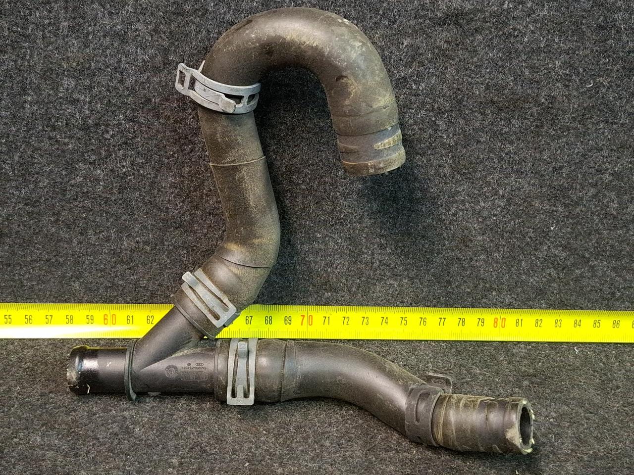 патрубок радиатора Volkswagen Jetta 7 поколение 2019, 1.4 л., бензин, АКПП, синий, седан, передний привод, 5Q0122051BD, 1K0121087Q - фото №1