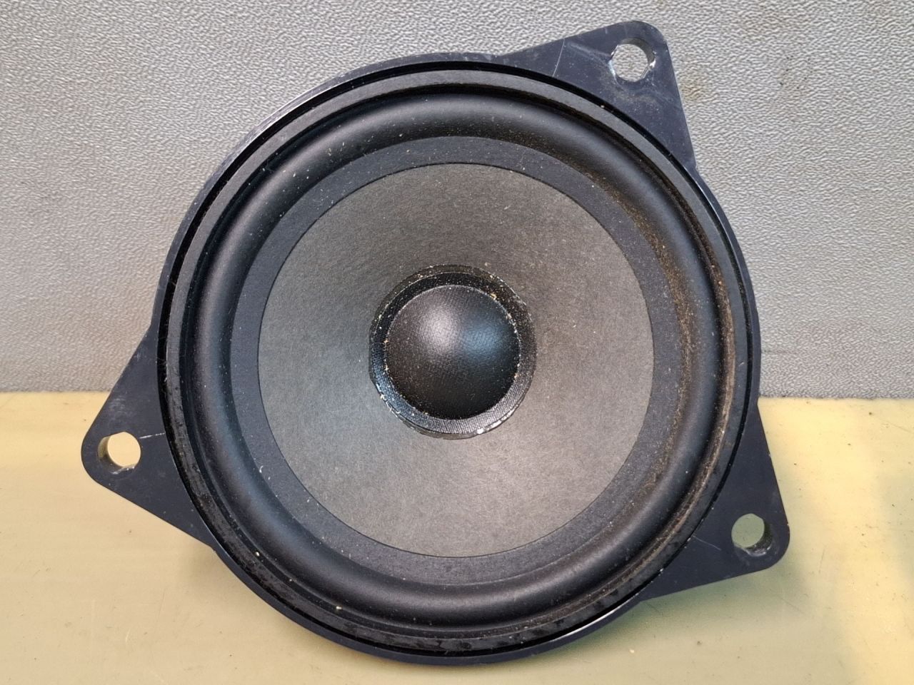 динамик BMW X5 E70 2008, 3.0 л., дизель, АКПП, серый, внедорожник 5 дв., полный привод, правый руль, 6513914149401, 18820010 - фото №1