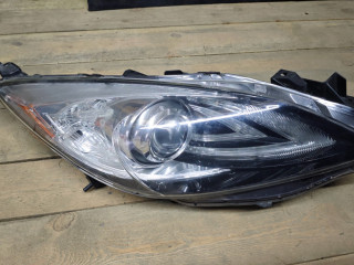 фара правая Mazda 3 BL [рестайлинг] 2011