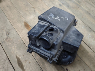 корпус воздушного фильтра Mazda 6 GG [рестайлинг] 2005, 2.0 л., дизель