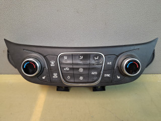 блок управления печки / климат-контроля Chevrolet Equinox 3 поколение 2018, 1.5 л., бензин, АКПП, серый/441b, полный привод, 84422506