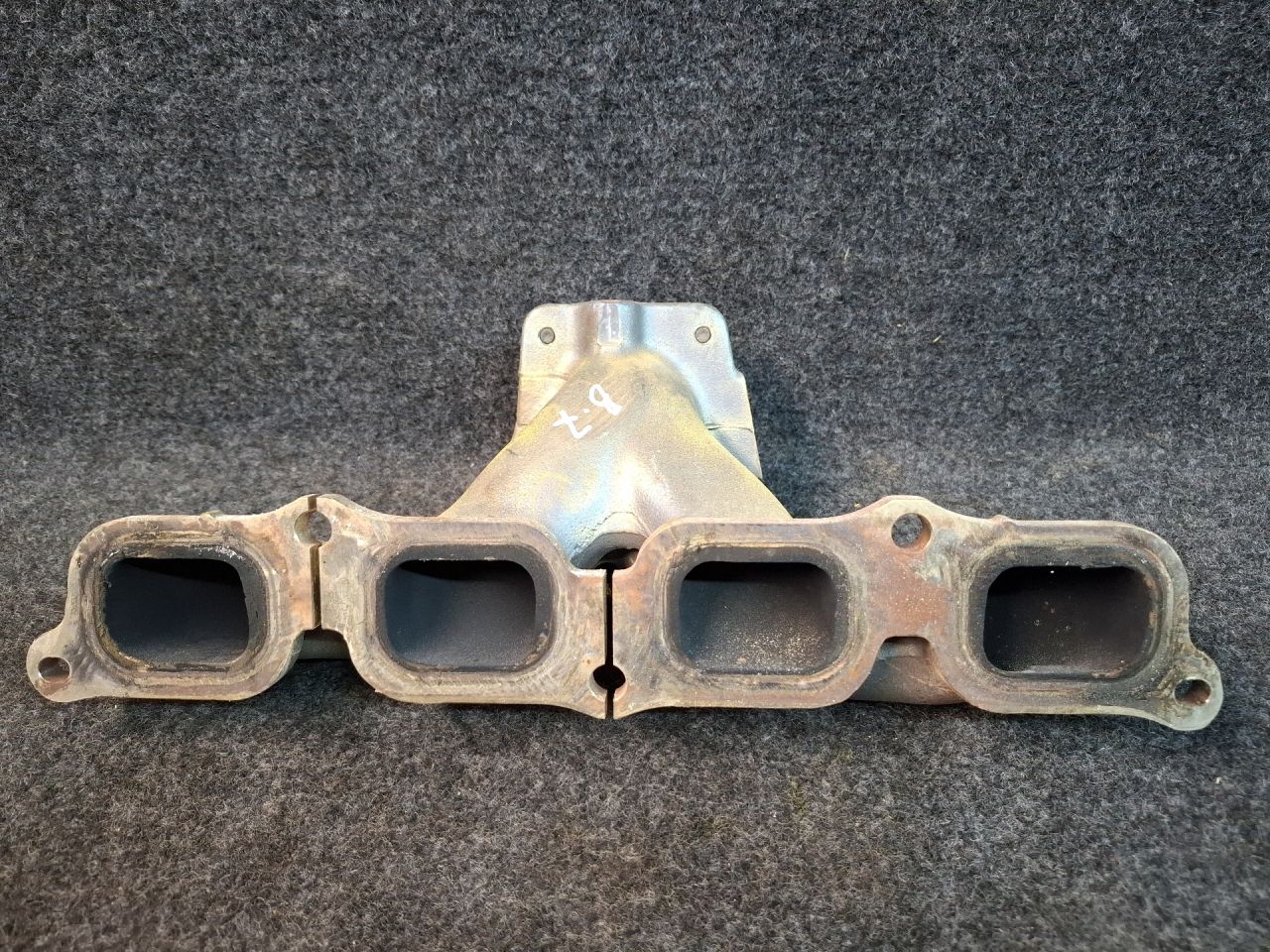 коллектор выпускной Chevrolet Equinox 3 поколение 2018, 2.0 л., бензин, АКПП, передний привод, 12627070 - фото №1