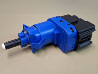 Датчик педали тормоза (лягушка) Mazda CX-5 2 поколение KF 2018, 2.5 л., PYY1, бензин, АКПП, серый/46g, внедорожник 5 дв., полный привод