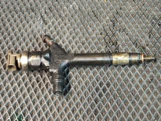 форсунка Mazda 6 1 поколение [рестайлинг] GY 2006, 2.0 л., RF7J, дизель, МКПП, серебристый