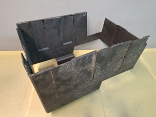 кожух аккумулятора Ford Edge 2 поколение CD539 [рестайлинг] 2020, 2.0 л., бензин, АКПП, красный, внедорожник 5 дв., полный привод, 84242299