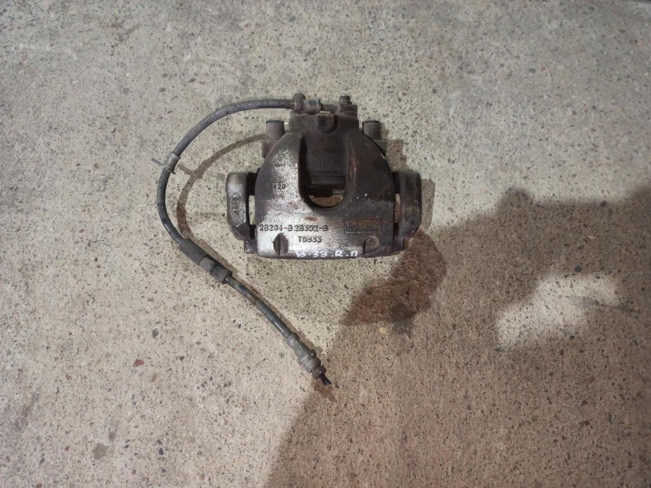 суппорт передний правый Ford Escape 4 поколение CX482 2020, 2.0 л., бензин, АКПП, белый az, внедорожник 5 дв., полный привод - фото №1