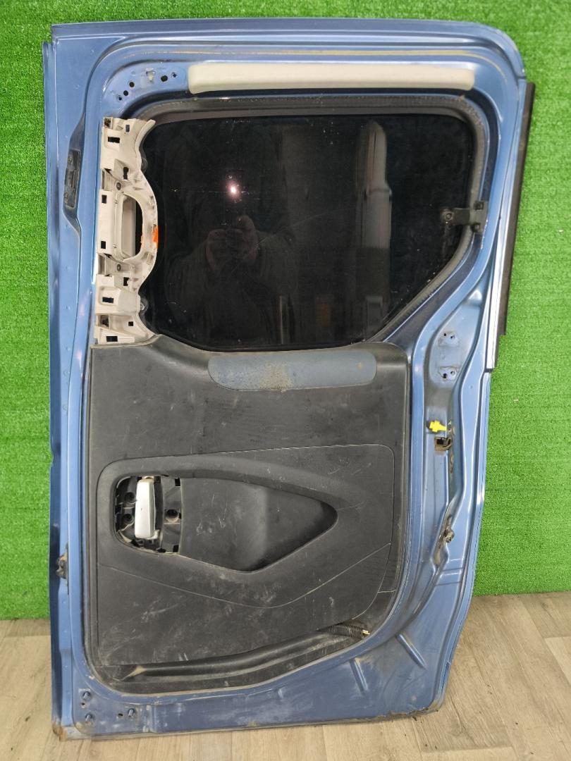 дверь сдвижная Citroen Berlingo 2 поколение (B9) 2010 - фото №1