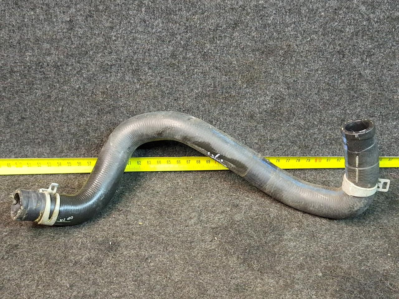 патрубок радиатора Ford Escape 4 поколение CX482 2020, 1.6 л., LUB, бензин, АКПП, белый az, внедорожник 5 дв., полный привод - фото №1