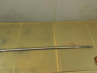 молдинг стекла Infiniti QX80 1 поколение Z62 2014, 5.6 л., VK56DE, бензин, АКПП, белый, внедорожник 5 дв., задний привод