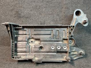 полка аккумулятора Volkswagen Jetta 7 поколение 2019, 1.4 л., бензин, АКПП, синий, седан, передний привод