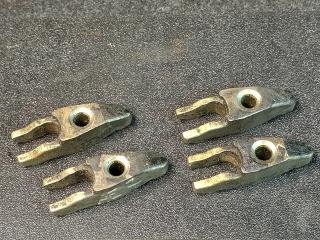 крепление форсунки Mazda BT-50 1 поколение [рестайлинг] 2008, 2.5 л., WLAA, дизель, МКПП, пикап, полный привод, правый руль