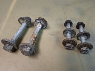 Болт развальный (комплект) Chevrolet Traverse 2 поколение [рестайлинг] 2022, 3.6 л., бензин, АКПП, белый, внедорожник 5 дв., полный привод