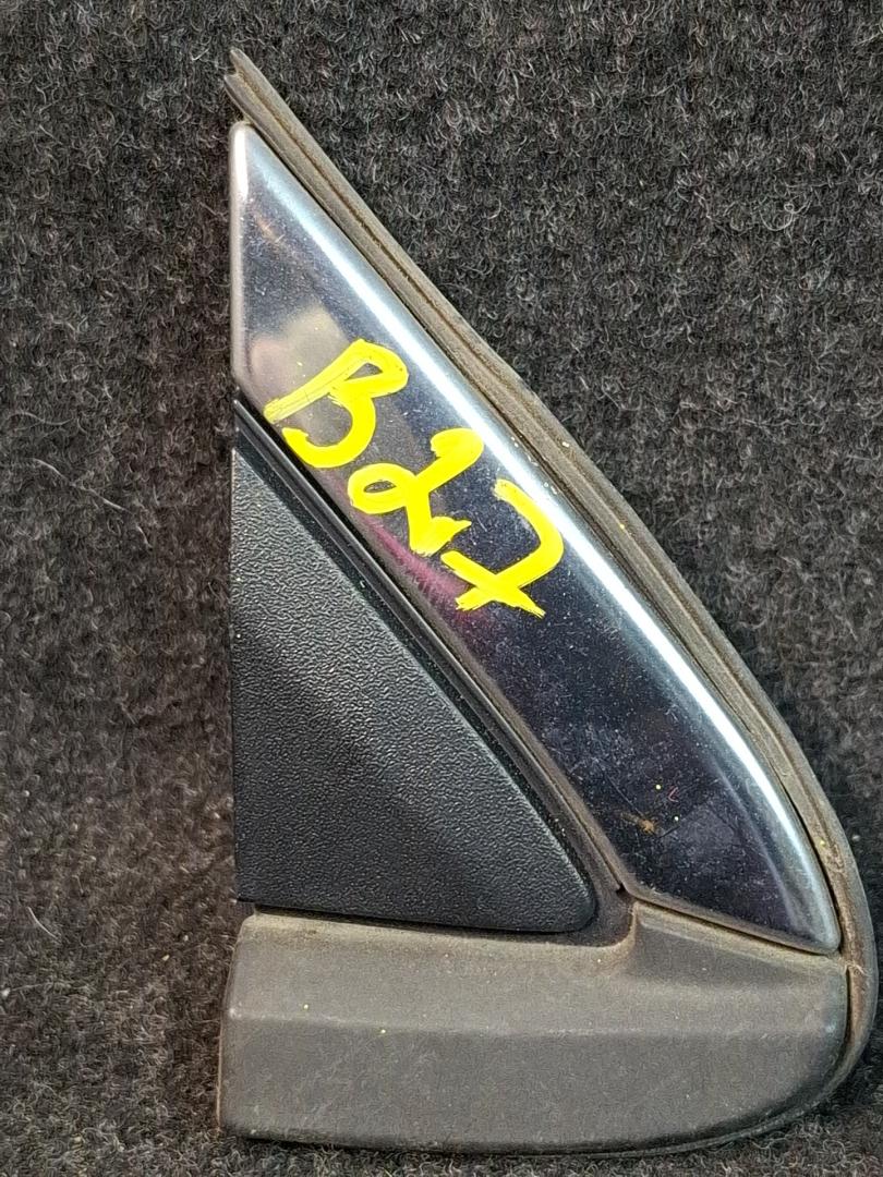 Накладка крыла (уголок зеркала) переднего правая GMC Terrain 2 поколение 2020, 1.5 л., бензин, АКПП, серый 464с, передний привод, 84107337, 84408438 - фото №1