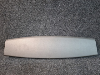 обшивка крышки багажника Chevrolet Equinox 3 поколение 2018, 1.5 л., бензин, АКПП, серый/441b, полный привод, 23116142, 84445040