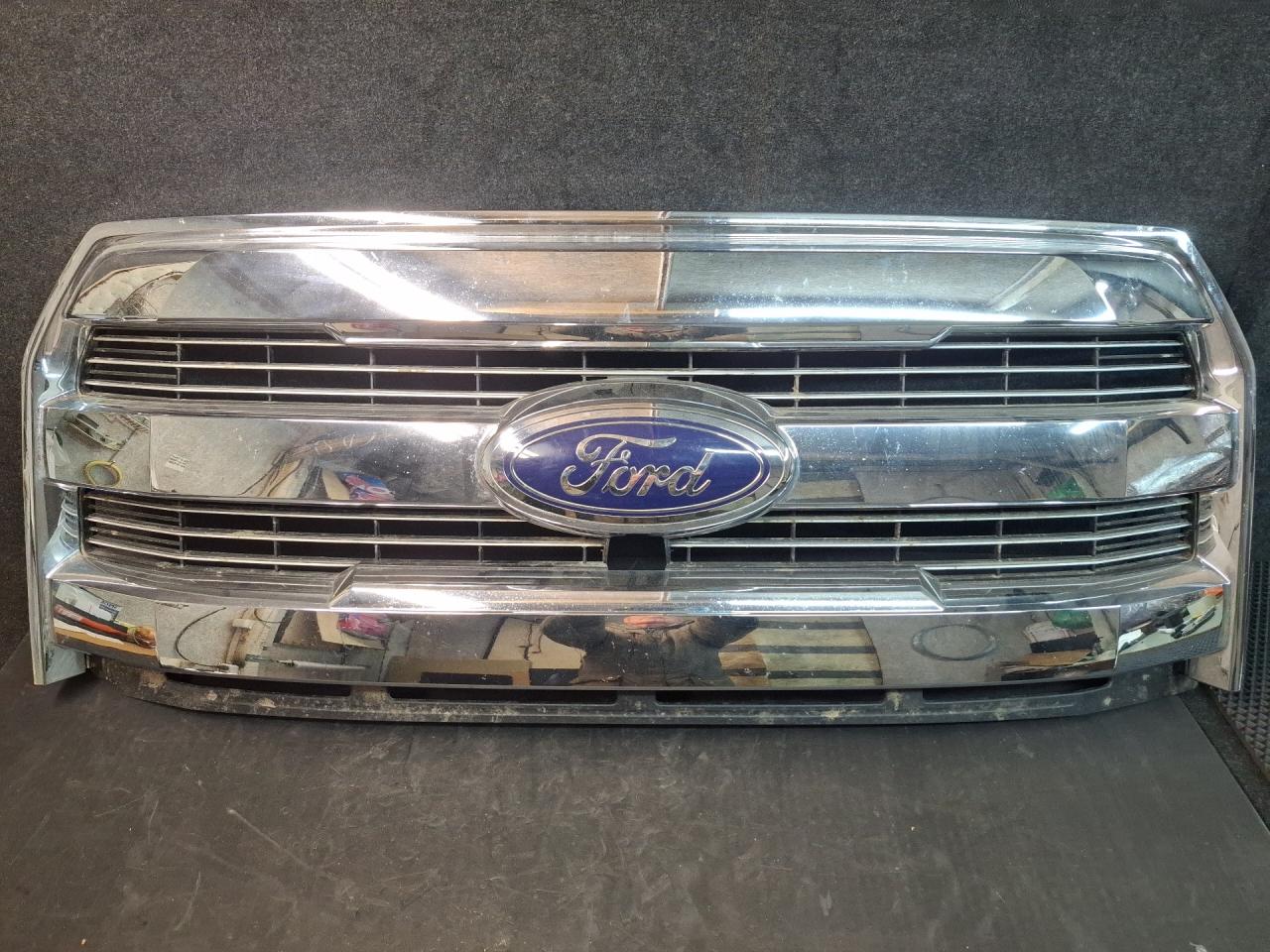 решетка радиатора Ford F-150 13 поколение P552 2017, FL34-8200, FD-31833 - фото №1