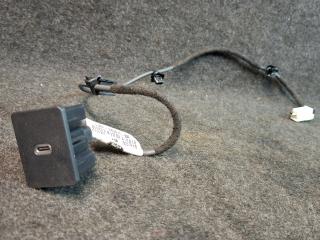 разъем AUX / USB Ford Escape 4 поколение CX482 2020, 2.0 л., бензин, АКПП, белый az, внедорожник 5 дв., полный привод, LJ6T-14G671-BA