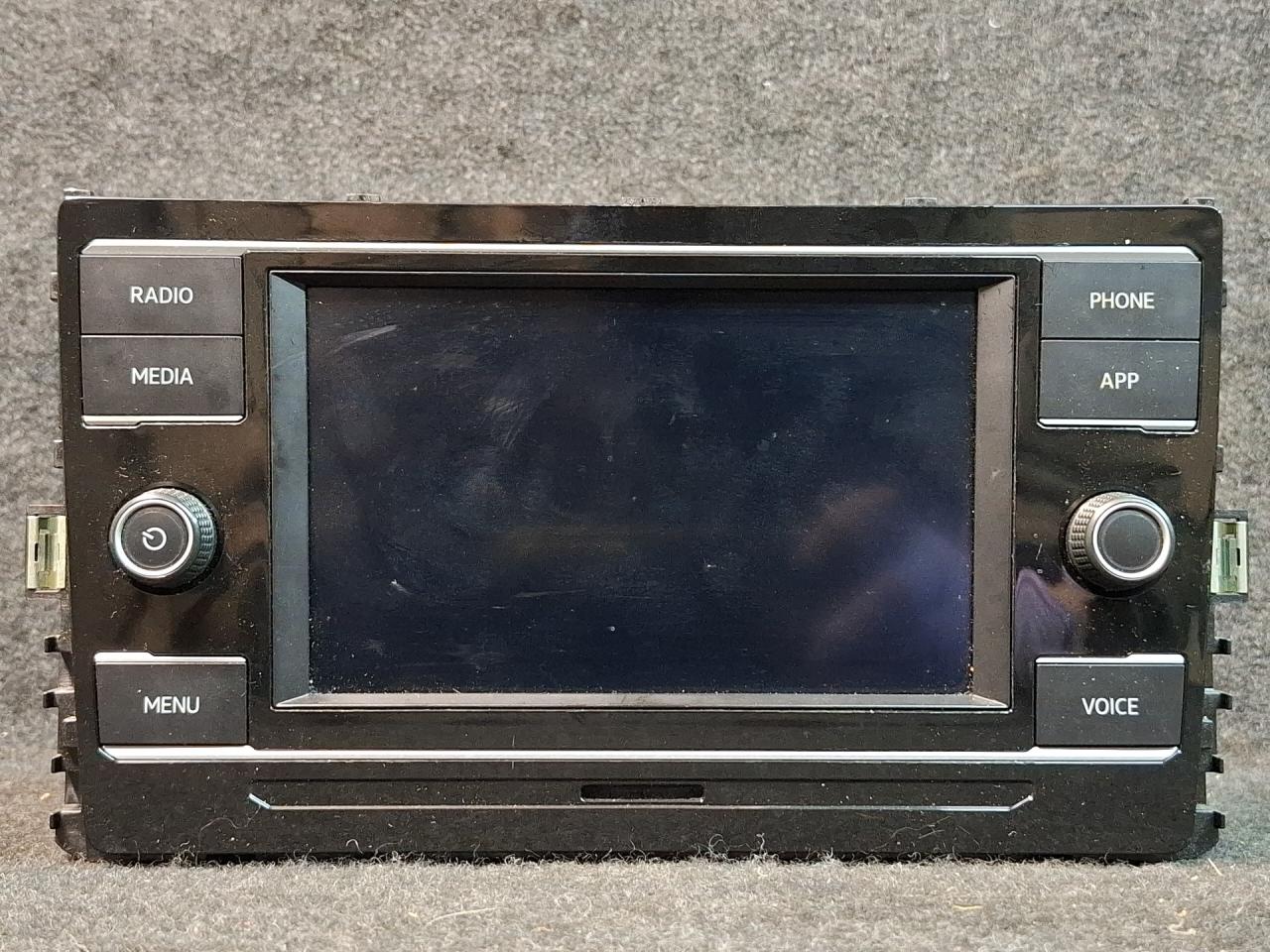 магнитола Volkswagen Tiguan 2 поколение 2020, 2.0 л., бензин, АКПП, серый, полный привод, 3G0035869A - фото №1