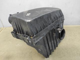 корпус воздушного фильтра Suzuki Kizashi 1 поколение 2012, 2.4 л., J24B, бензин, АКПП, красный, седан, полный привод, 1370057L00