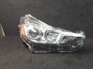 фара правая Toyota Prius V 1 поколение ZVW41 [рестайлинг] 2015