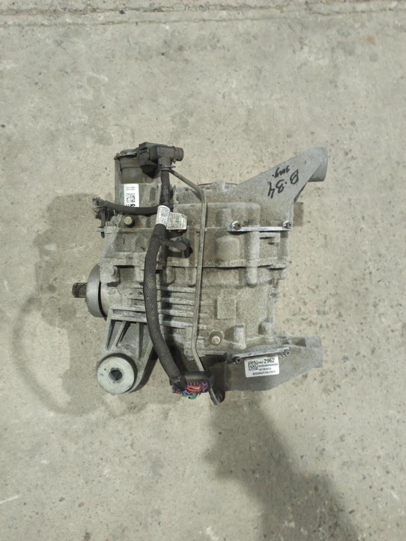 редуктор заднего моста Cadillac XT4 1 поколение 2020, 2.0 л., бензин, АКПП, 318e, полный привод - фото №1