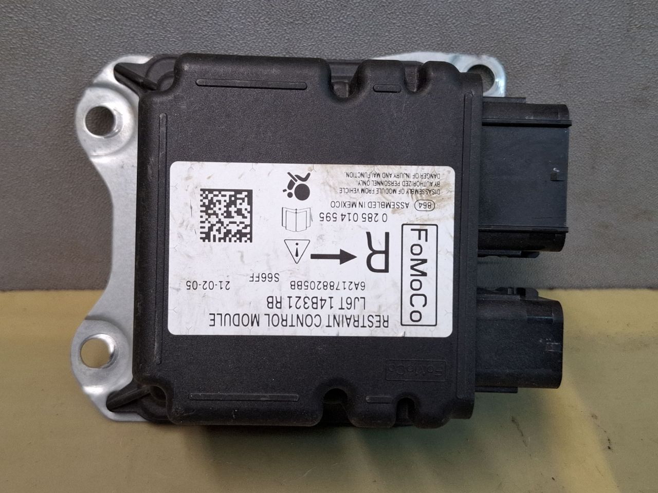 блок AirBag Ford Escape 4 поколение CX482 2021, 2.5 л., гибрид, АКПП, внедорожник 5 дв., полный привод, LJ6T14B321RB - фото №1