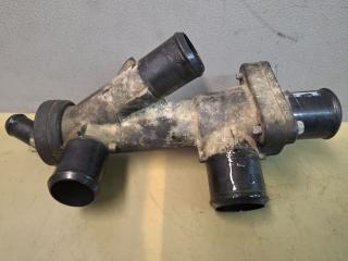 фланец (тройник) системы охлаждения Mazda Tribute 1 поколение 2003, 3.0 л., AJ, бензин, АКПП, полный привод, YL8E8A587AC