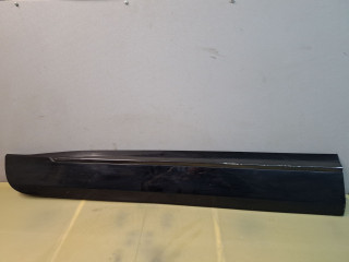 молдинг двери передней левой Chevrolet Traverse 2 поколение [рестайлинг] 2022, 3.6 л., бензин, АКПП, белый, внедорожник 5 дв., полный привод