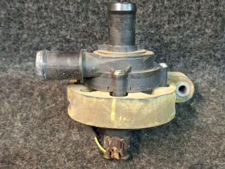 насос антифриза дополнительный Chevrolet Malibu 9 поколение 2018, 1.5 л., бензин, АКПП, бордовый, передний привод, 84172409, 124023035S03