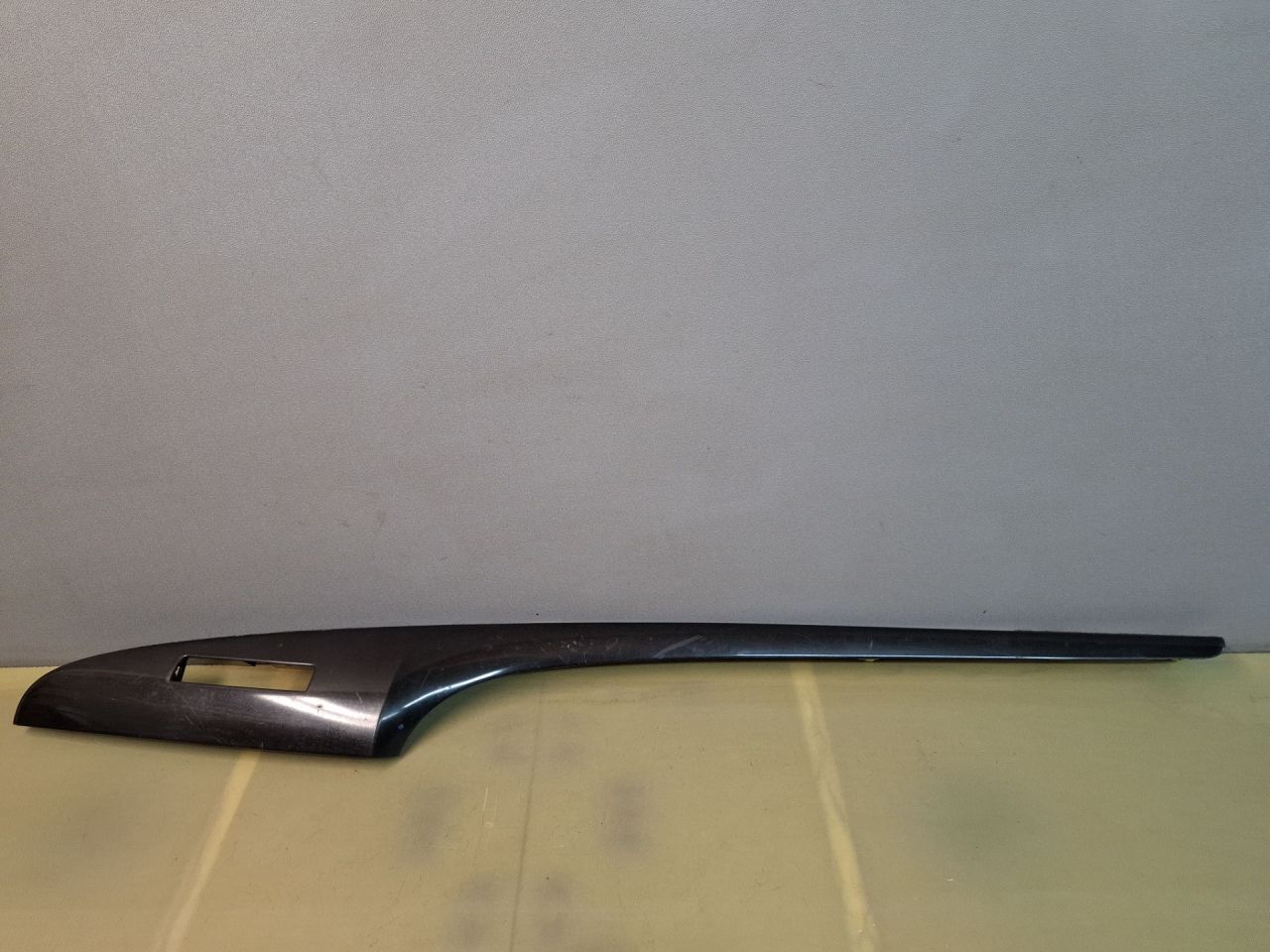 накладка на торпедо (консоль) Toyota Sienna 3 поколение 2011, 3.5 л., 2GR-FE, бензин, АКПП, серый, передний привод, 5547508020 - фото №1