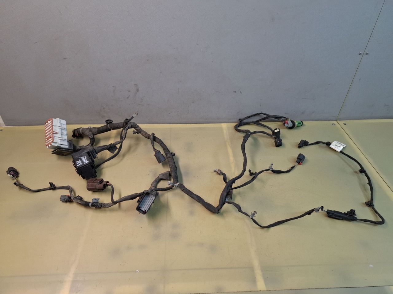 проводка Chevrolet Malibu 9 поколение 2018, 1.5 л., бензин, АКПП, бордовый, передний привод, 23258242 - фото №1