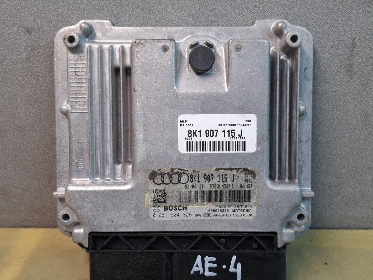 блок управления двигателем Audi A4 B8/8K 2010, 1.8 л., CDHA, бензин, АКПП, передний привод, правый руль, 8K1907115J, 0261S04326 - фото №1