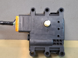 моторчик заслонки печки Mazda 6 3 поколение [рестайлинг] GJ 2016, 2.5 л., PYY1, бензин, АКПП, серый /42а, седан, передний привод