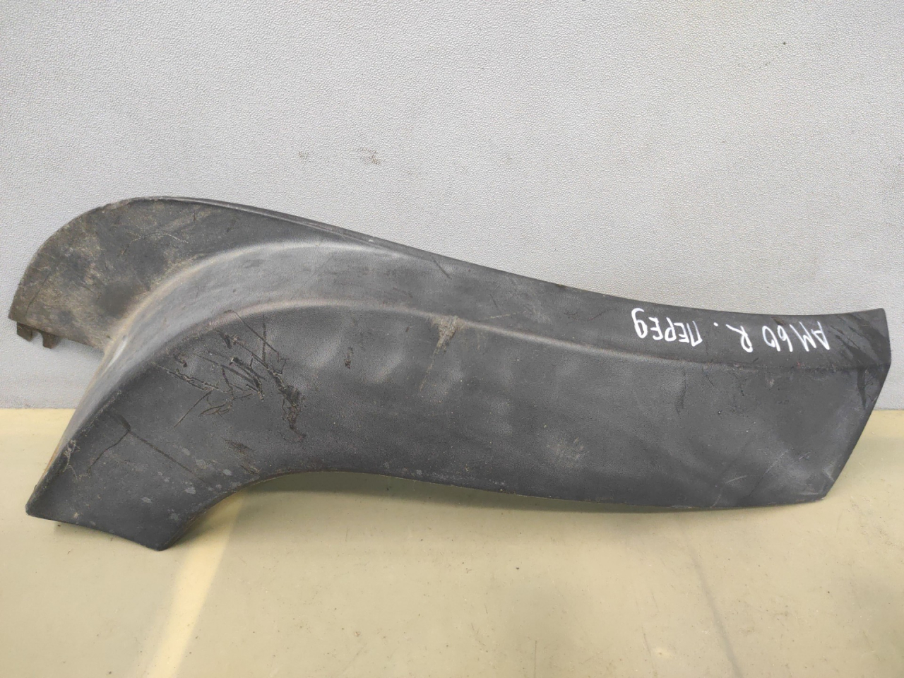 молдинг переднего бампера Mini Cooper S 1 поколение 2002, 6800133, 6800133RH - фото №1