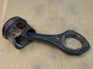 поршень Mercedes-Benz CLS-Класс C219 2007, 3.0 л., дизель