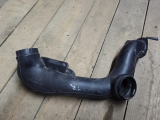 патрубок воздушного фильтра Mazda Tribute 1 поколение [рестайлинг] 2005, 3.0 л., бензин