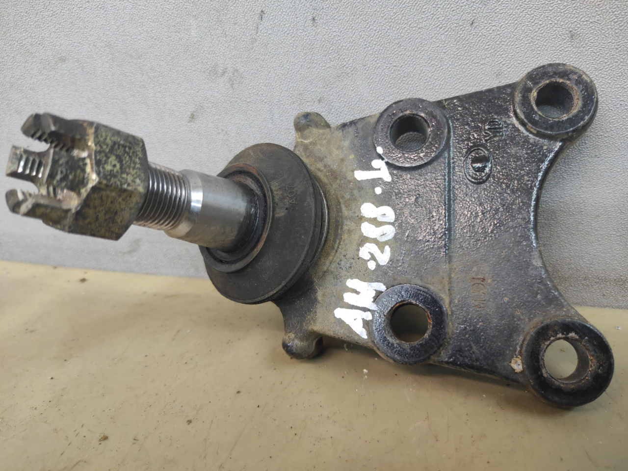 шаровая опора Great Wall Hover H5 1 поколение 2013, 2.0 л., дизель, АКПП, синий, внедорожник 5 дв., правый руль - фото №1