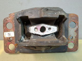 подушка крепления КПП Ford Edge 2 поколение CD539 [рестайлинг] 2020, 2.0 л., бензин, АКПП, красный, внедорожник 5 дв., полный привод, K2G37M121AA