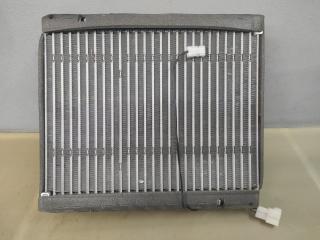 испаритель кондиционера Mitsubishi Outlander 2 поколение 2008, 3.0 л., i, 6B31, бензин, красный, внедорожник 5 дв., полный привод