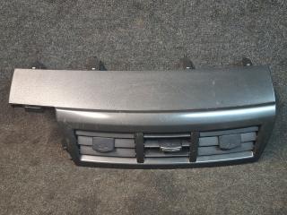 дефлектор обдува салона Toyota Prius V 1 поколение ZVW41 ZVW41 2014, 1.8 л., гибрид, АКПП, синий, хетчбэк 5 дв., передний привод, 55686-47100