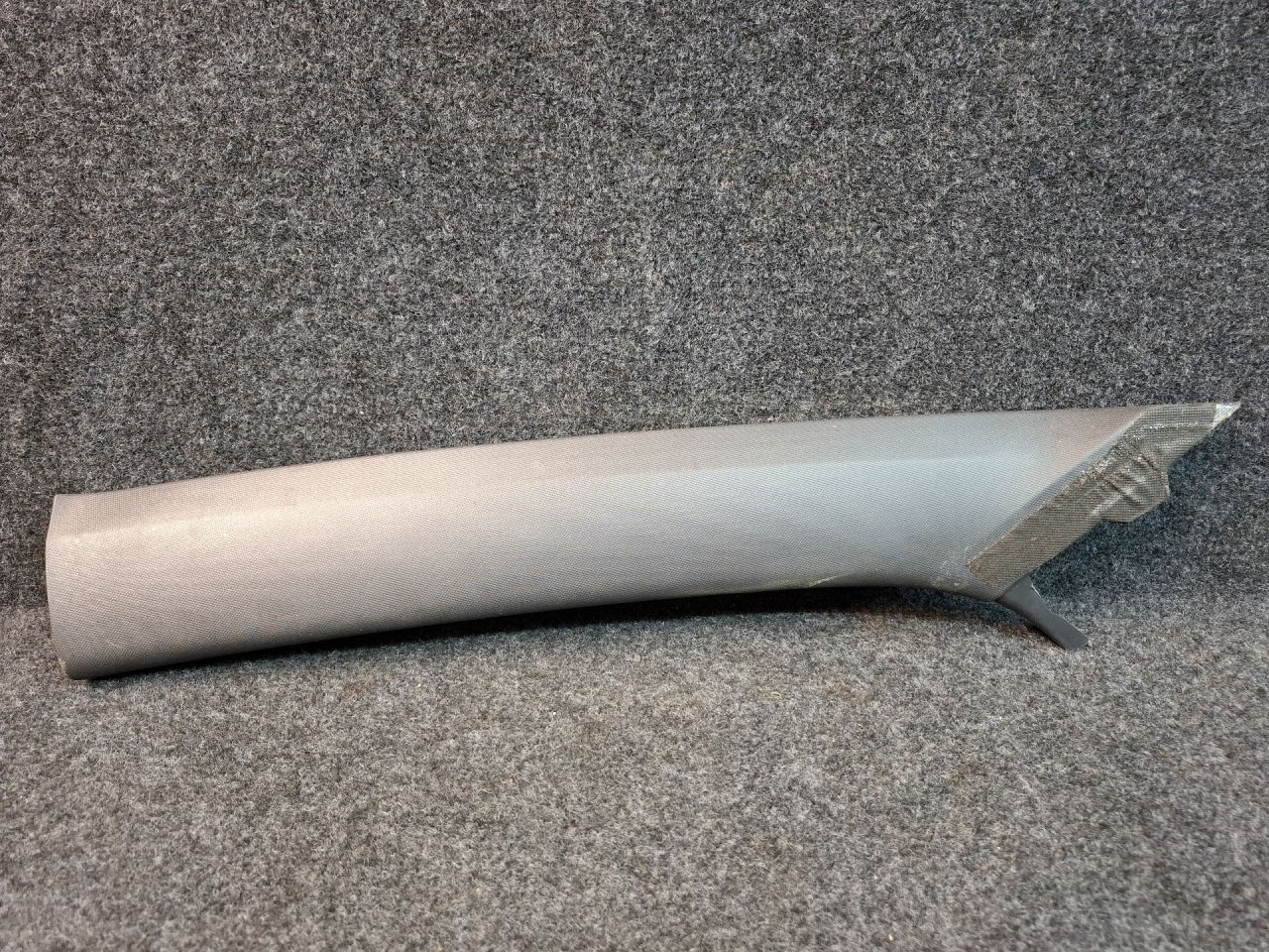 обшивка стойки Volkswagen Jetta 7 поколение 2021, 1.4 л., бензин, АКПП, серый, передний привод, 17A867233 - фото №1