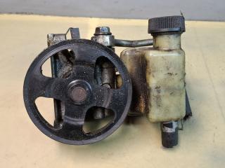 насос гидроусилителя руля Mazda CX-7 1 поколение 2009