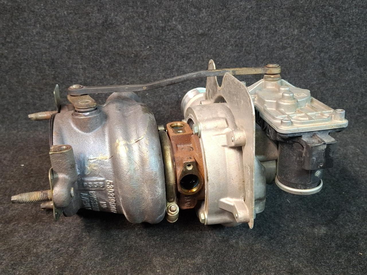 турбина Ford Escape 4 поколение CX482 2020, 2.0 л., бензин, АКПП, белый az, внедорожник 5 дв., полный привод, K2GE9G438BD - фото №1