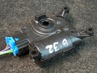 моторчик заслонки печки Volkswagen Tiguan 2 поколение 2020, 2.0 л., бензин, АКПП, серый, полный привод, 2Q0907511F