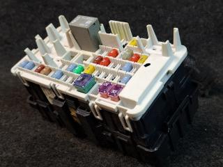 блок предохранителей Chevrolet Malibu 9 поколение 2017, 1.5 л., бензин, АКПП, черный, седан, передний привод, 3317251803